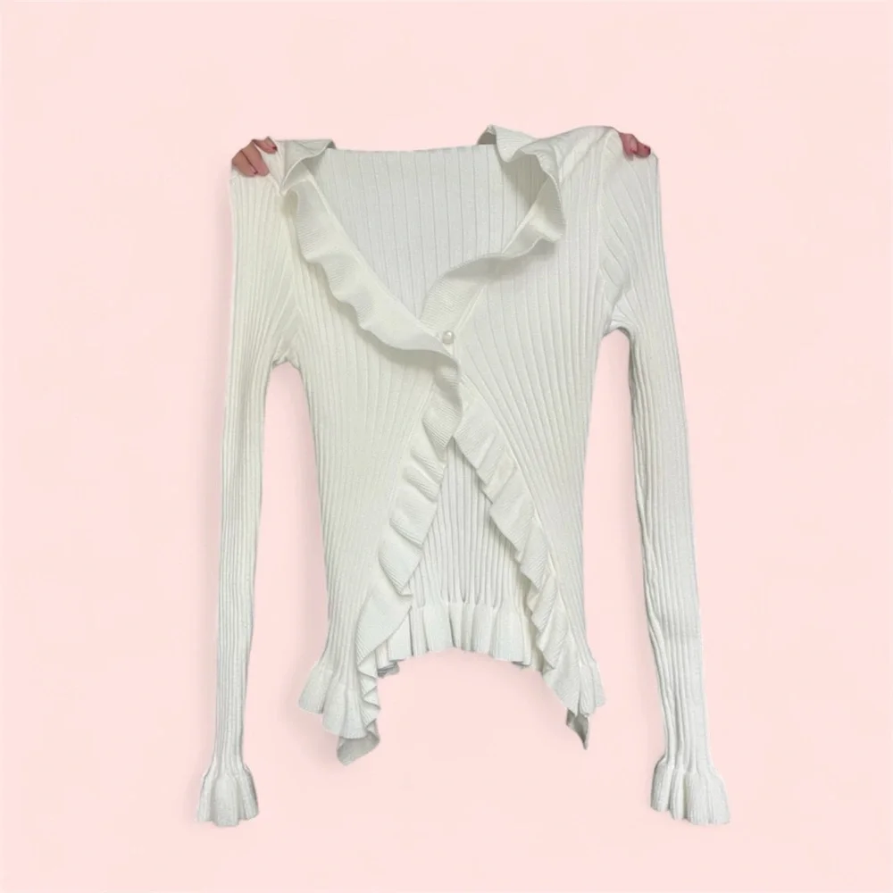 Ruffled White Ribbed Cardigan - Picture 1 of 2